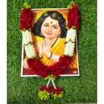 Traditional Jasmine Flower Garland (Mala) in 14''Inch- Red & White Floral Design"