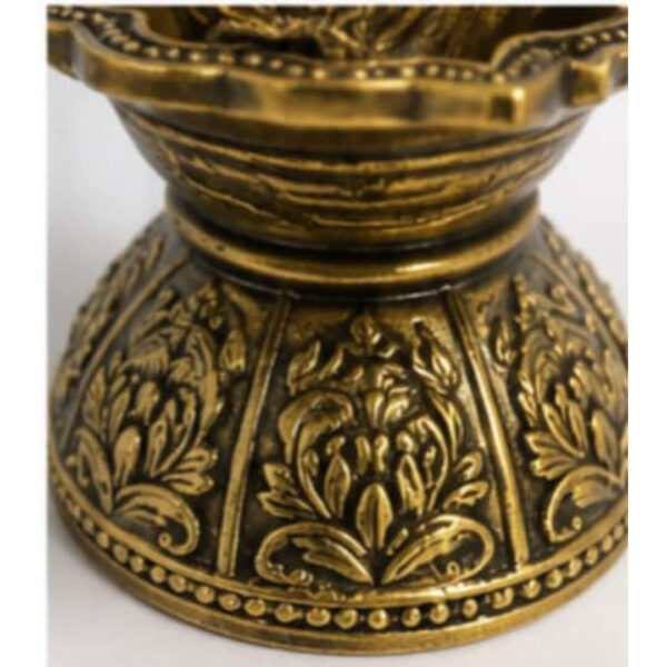Premium Brass Peacock Deepam – Traditional Oil Lamp for Pooja, Temple & Home Décor