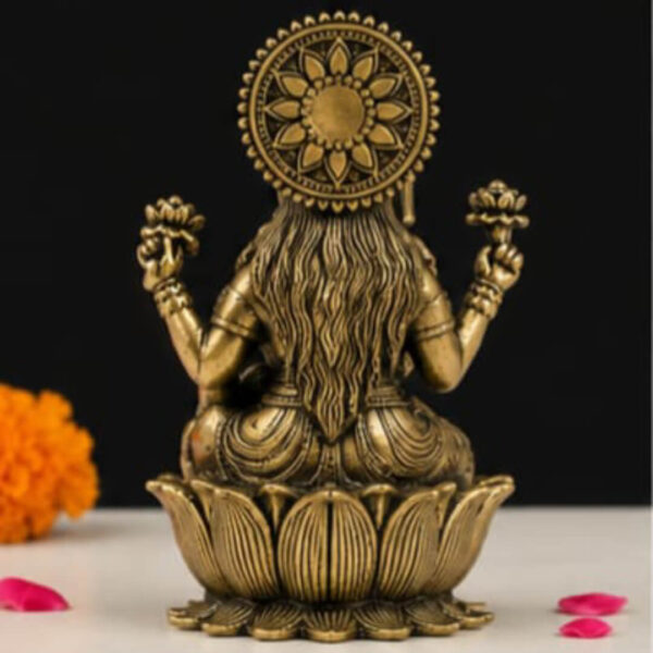 Brass Goddess Lakshmi Idol – Handcrafted Antique Finish Statue for Home & Pooja