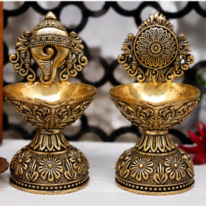Premium Finish Shankh Chakra Decorative Brass Diya / Oil Lamp for Pooja & Home Décor