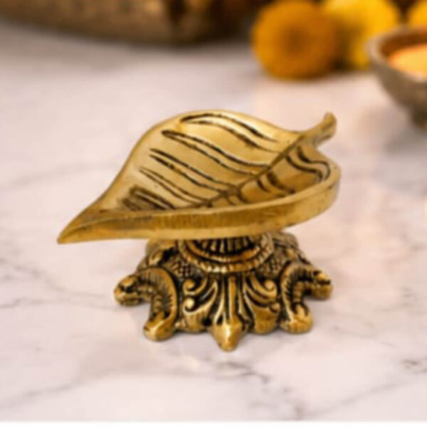 Premium Brass Leaf Shape Diya Stand for Pooja & Home Décor (3 x 1.5 Inches)